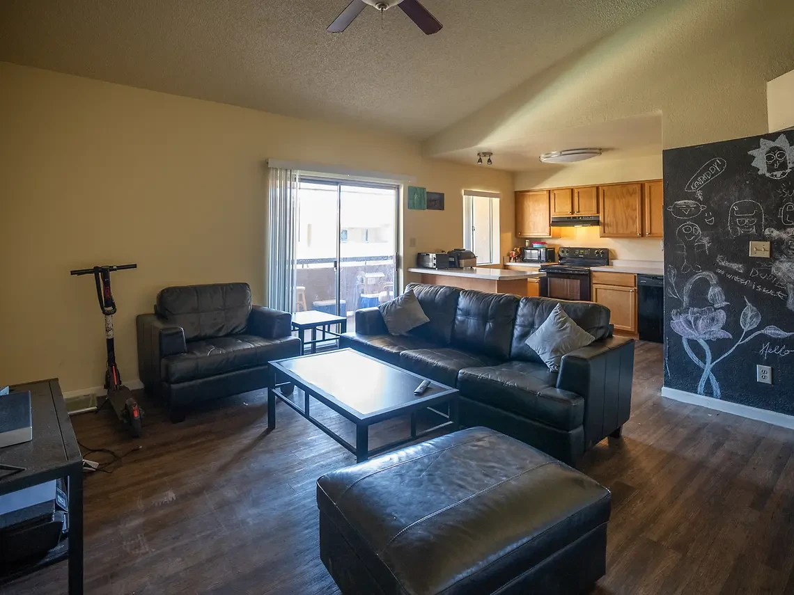 2 Bed 2 Bath - Terrace