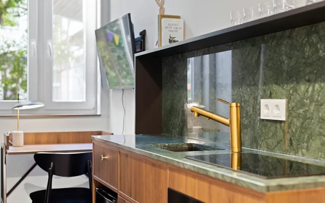 Paul-Robeson-Straße 49 2