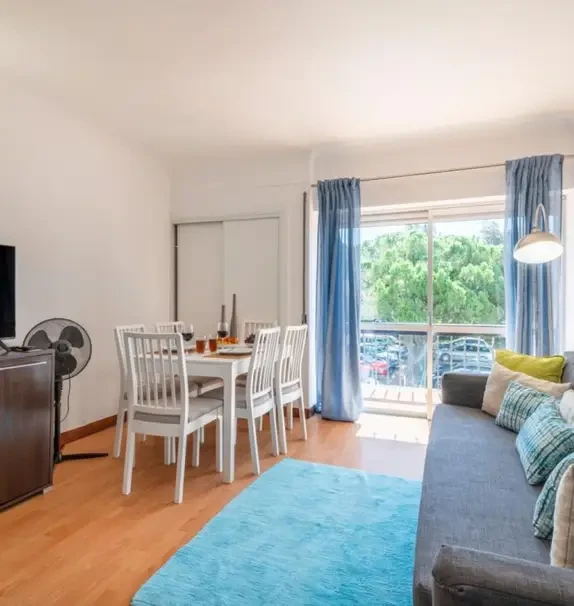 apartment near Caminho do Lago, Quarteira