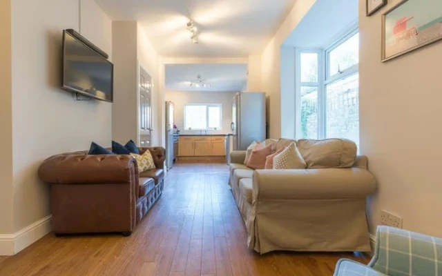 15 Canterbury Road 1