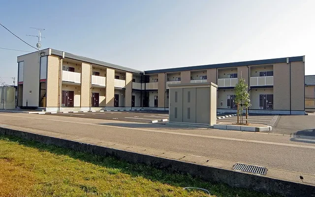 レオパレスパストラル　砺波Ⅱ 0