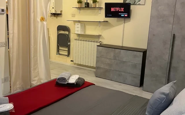 Apartment in Via San Antonio, Locate Varesino for 28 m² 0