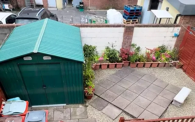 Poppintree Terrace 2