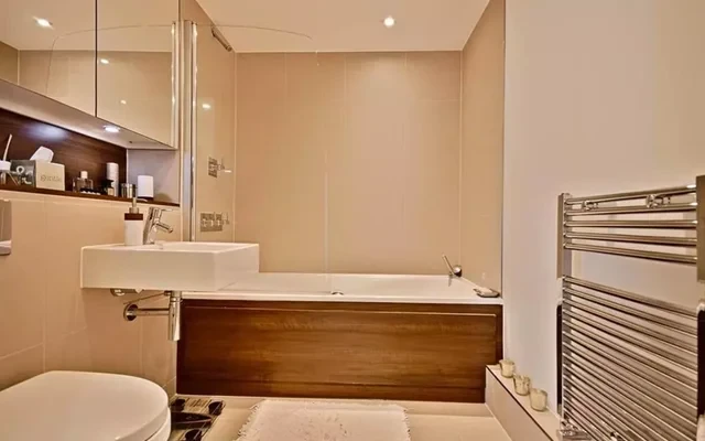 4 Salamanca Place, Nine elms, London 2