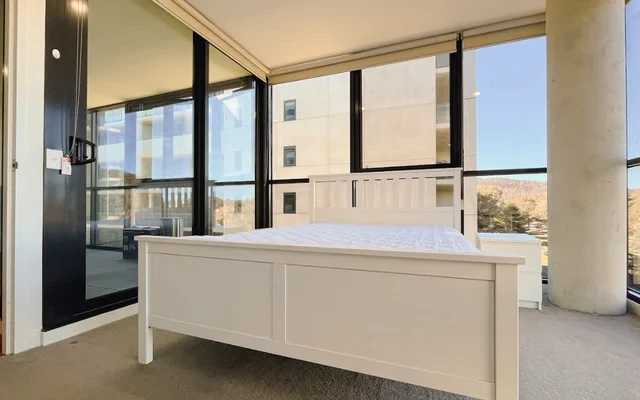 45 Ainslie Ave 1