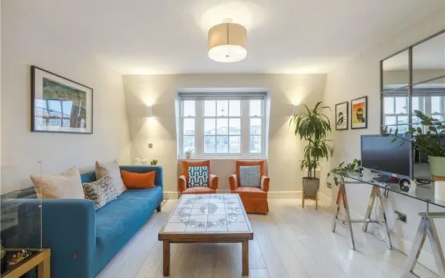 LH-Clarewood Court 0