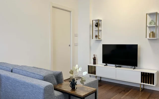 Appartamento in Via Errico Petrella, Milano 0