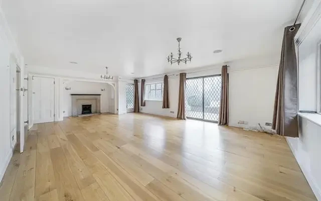 Ashley Road, Walton-On-Thames, KT12 1HG 1