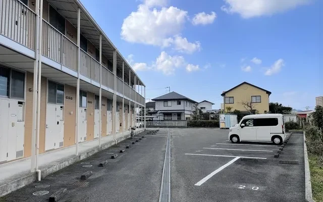 レオパレスジュネス 2