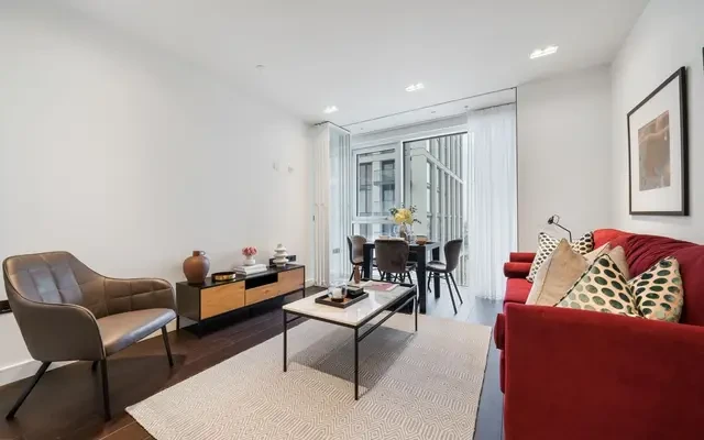 Casson Square, Southbank, London, SE1 7GU 0