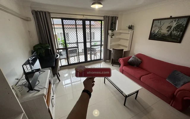 237 Sir Fred Schonell Drive 3