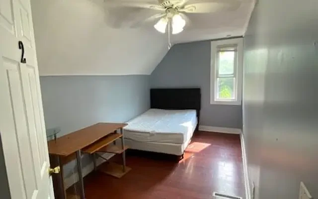 312 Westcott St 4