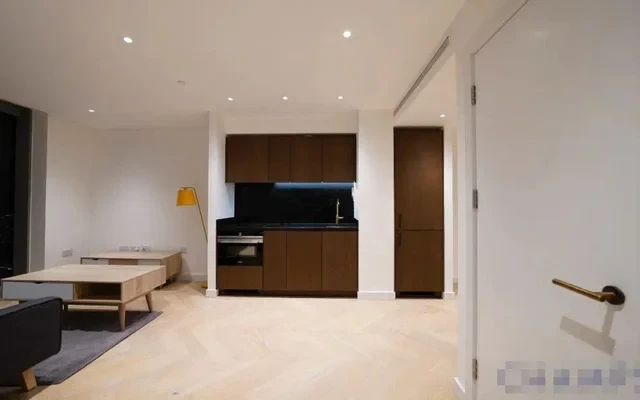 CM-Landmark Pinnacle 3