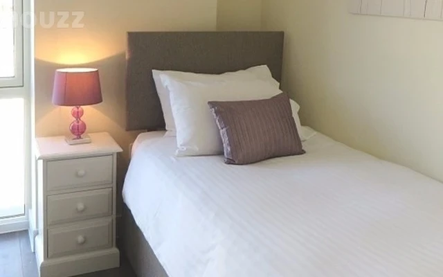 Short term - Mill Park Three Bedroom Apartments 1