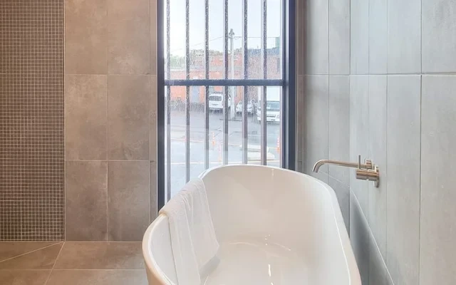 234 Esplanade West 1