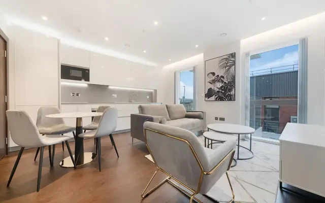 Lanchester Way, London, SW11 7DB 0