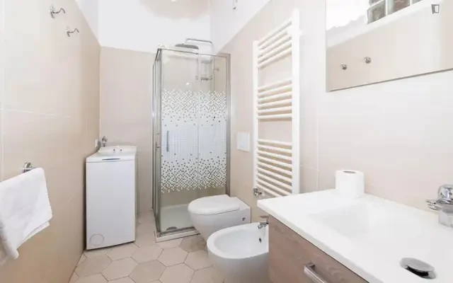 Charming 1-bedroom apartment near Università Bocconi 1