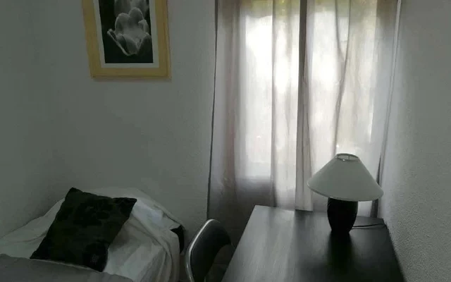 Structure in : Hacienda de Pavones 43 | Habitacion 1 Madrid, Spain 0