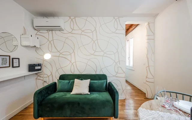 Apartment in Via San Vitale, Bologna for 40 m² with 1 bedrooms 0