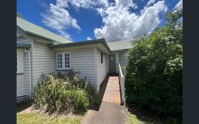 359 Moggill Rd 1