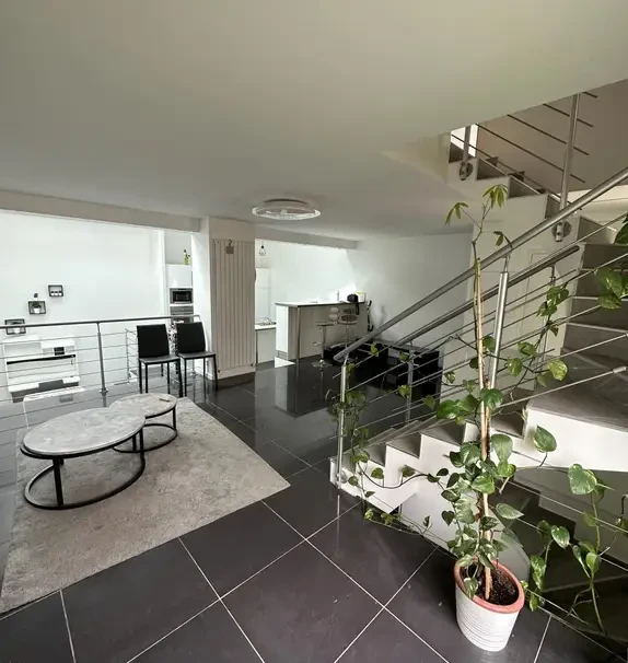 Massy 91e·100m²·F6·Maison·With furniture