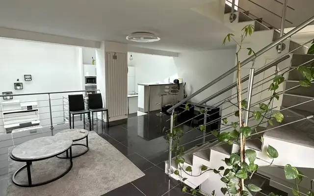 Massy 91e·100m²·F6·Maison·With furniture 0