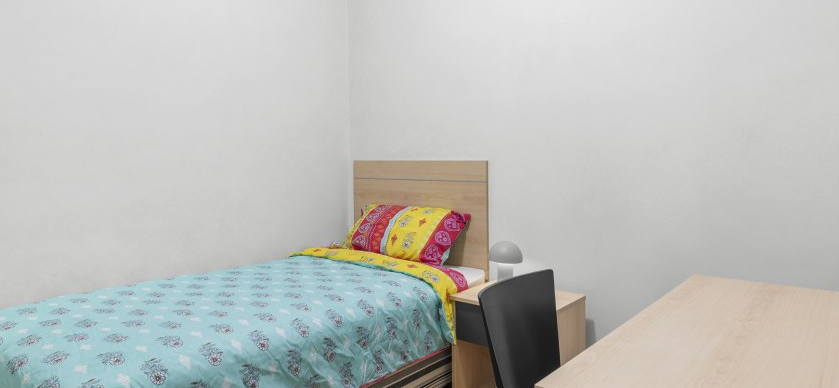 2 Bedroom Apartment - Small High Level