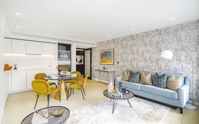 New Oxford Street St Giles WC1A 1