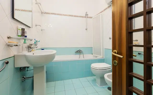 Welcoming double bedroom close to Università Roma TRE - Architettura 2