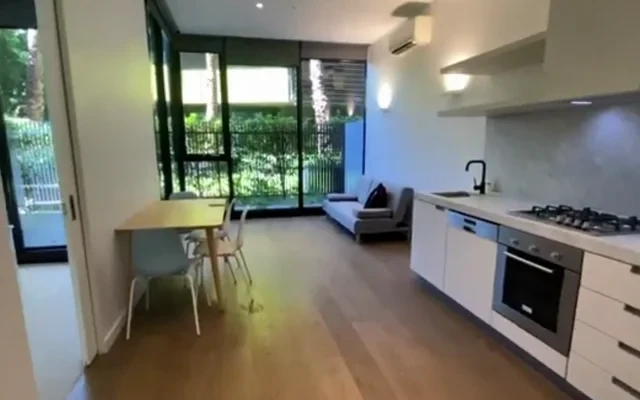 23 Blackwood Street - alojamiento para estudiantes en Melbourne - 1 Bedroom*23