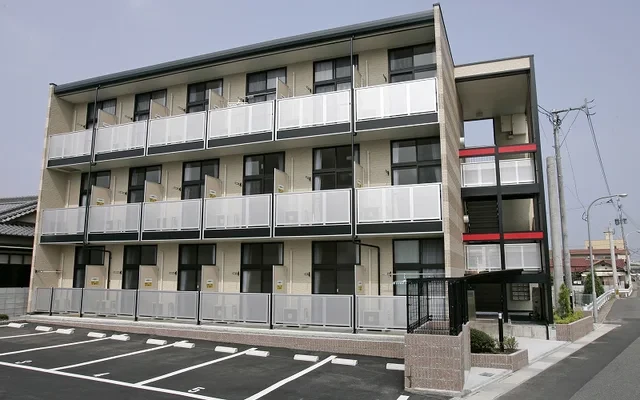 レオパレス原田 4