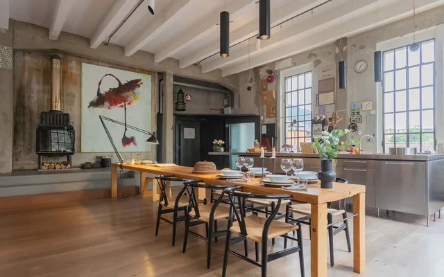 Design Loft with Private Parking 1