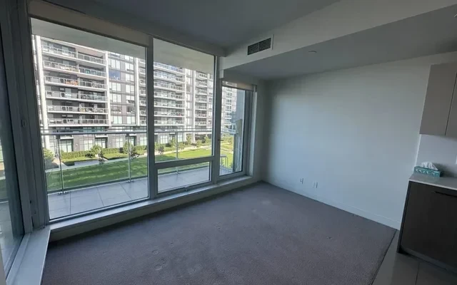 Jade Collection at 2 River Green 0