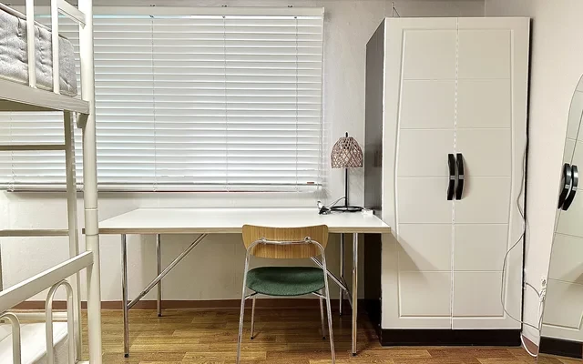 #19 Hongdae, Three-Bedroom Apartment with Furniture 1