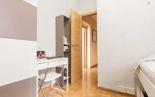 Superb single bedroom near Universidad Pontificia Comillas 2