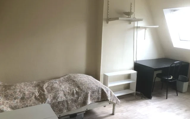 PARIS 17e·19m²·F1·Studio·With furniture - Paris Student Accommodation ...