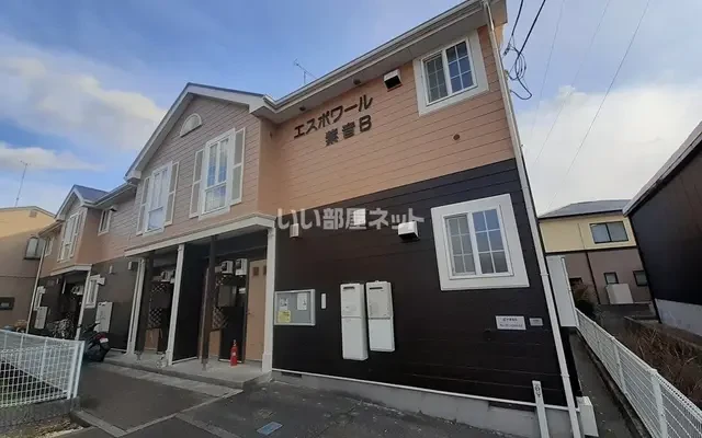 エスポワール紫音B 2階 - chỗ ở sinh viên tại Đông 温市