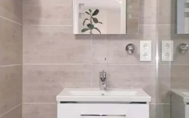 2-Zimmer-Wohnung am Karlsplatz – ideal fur Dauer- oder Firmenmiete 4