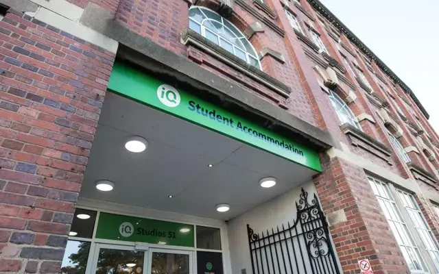 iQ Studios 51 1