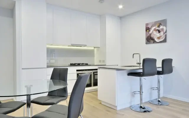 235 Blackfriars Road, Southbank, London, SE1 8NW 1