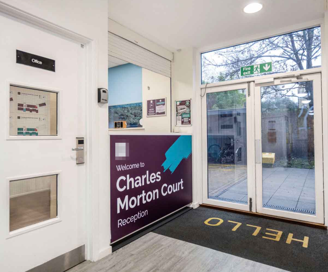 Lit Charles Morton Court 3