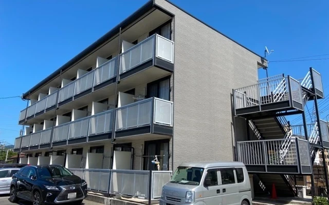 レオパレスＮＩＳＨＩＭＵＲＡ 4