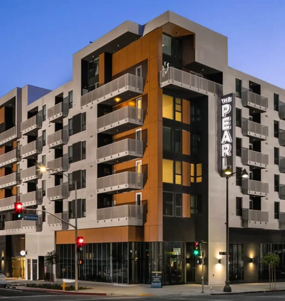 The Pearl on Wilshire Apartments