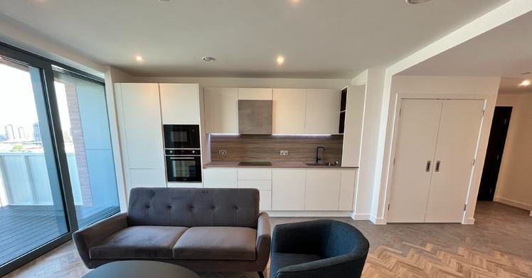 HL-Skyline Apartments