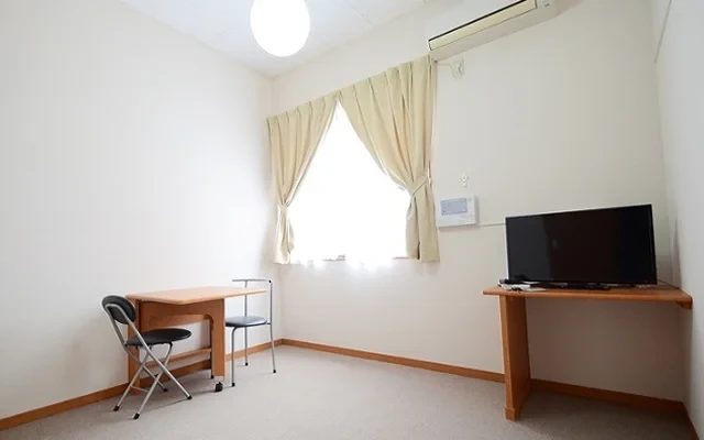 レオパレスマリーナ２ - Akita student accommodation - 201号房间(带独立厨房)