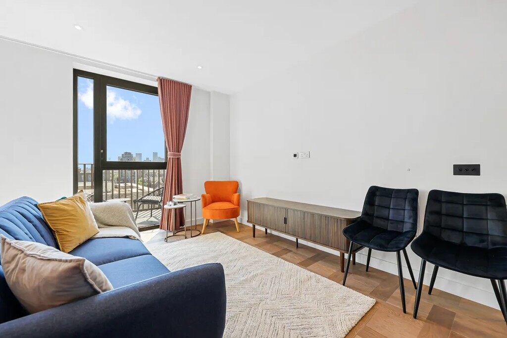LH-Saffron Wharf 2