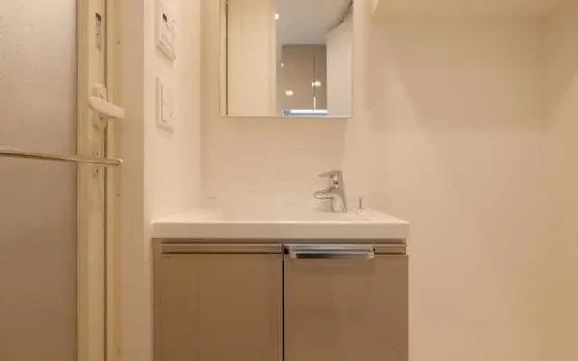 PREMIUM CUBE Nakano Shimbashi DEUX Room 402 0