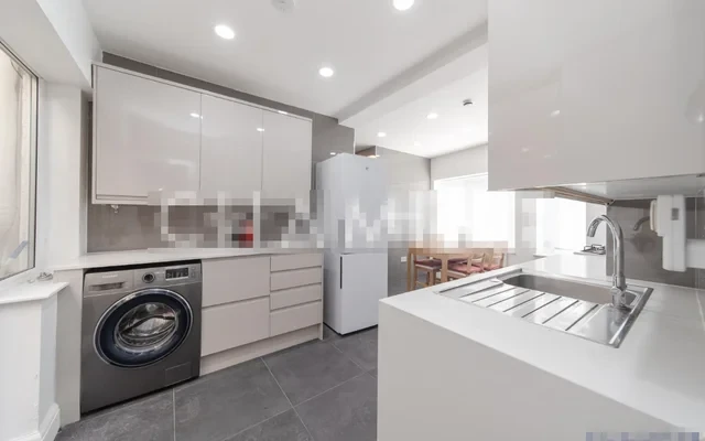CM-Cheyne Close 4