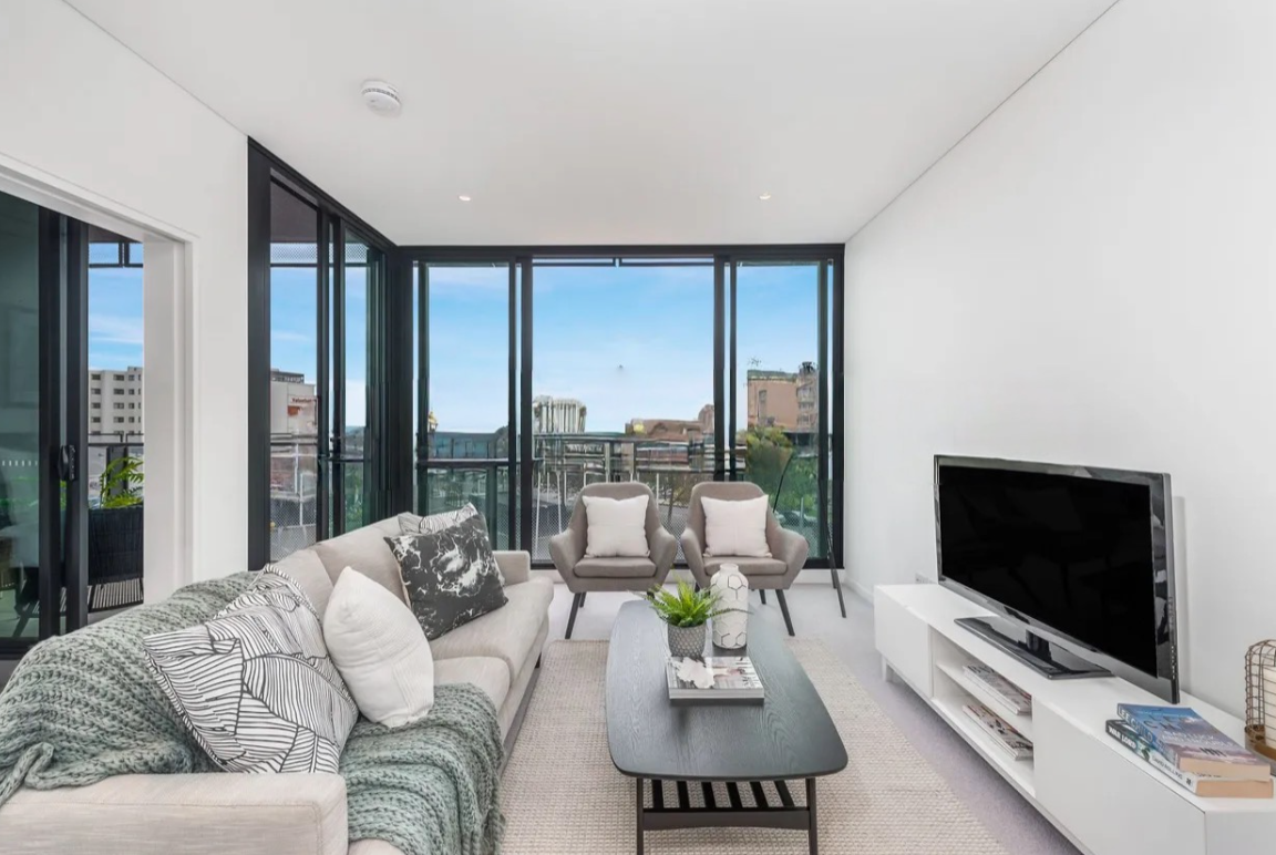 301 Botany Rd