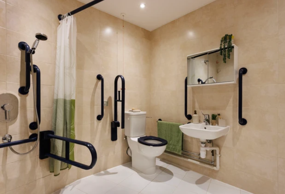 WHEELCHAIR ACCESSIBLE STUDIO